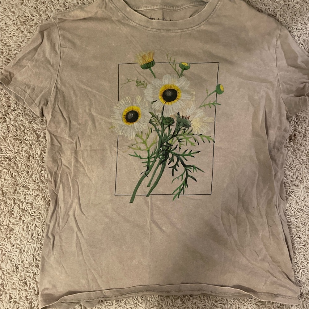 Sunflower graphic tee